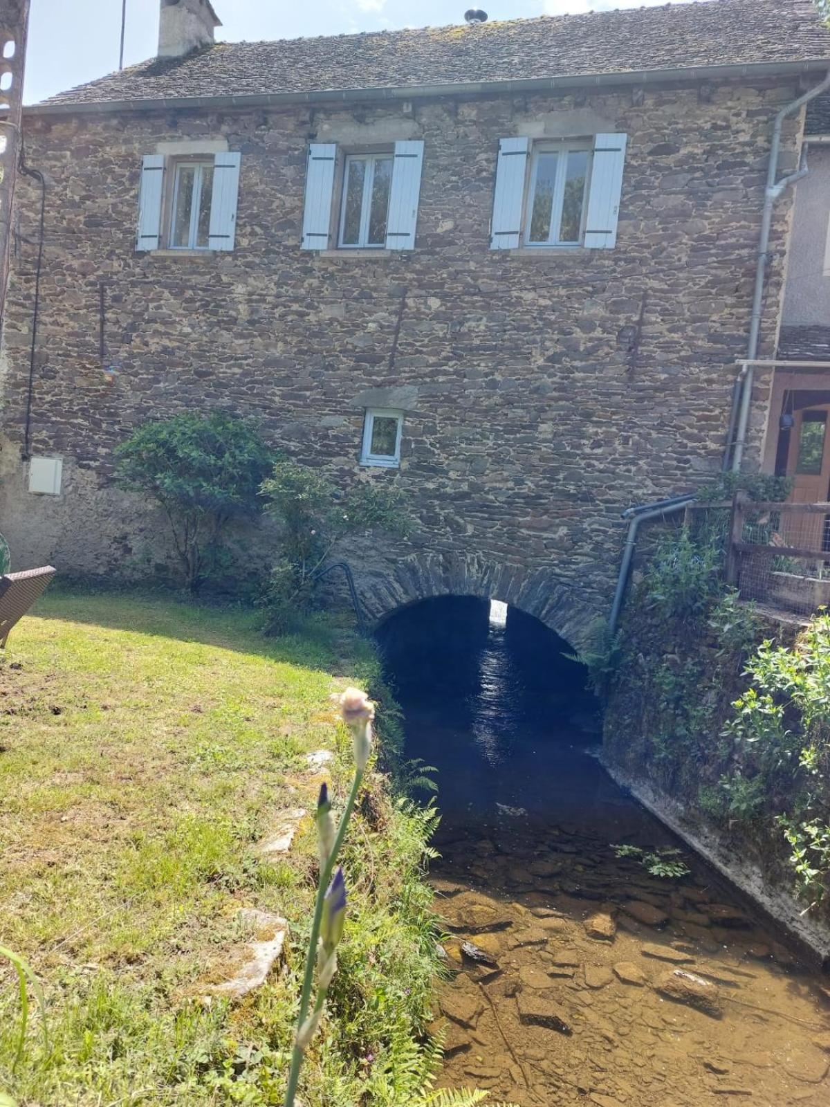 Moulin De Serre Cassagnes-Bégonhès Eksteriør bilde